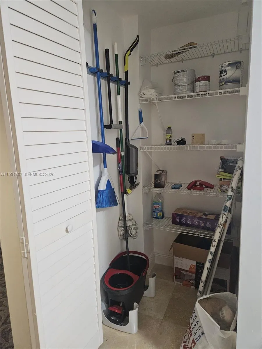 350 S Miami Ave 2714, Miami, Florida 33130, Miami, Florida 33130, 2 Bedrooms Bedrooms, ,2 BathroomsBathrooms,Residential Lease,For Rent,350 S Miami Ave 2714, Miami, Florida 33130,A11994787