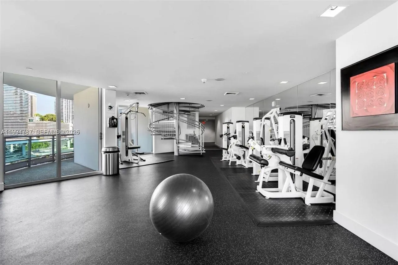 350 S Miami Ave 2714, Miami, Florida 33130, Miami, Florida 33130, 2 Bedrooms Bedrooms, ,2 BathroomsBathrooms,Residential Lease,For Rent,350 S Miami Ave 2714, Miami, Florida 33130,A11994787