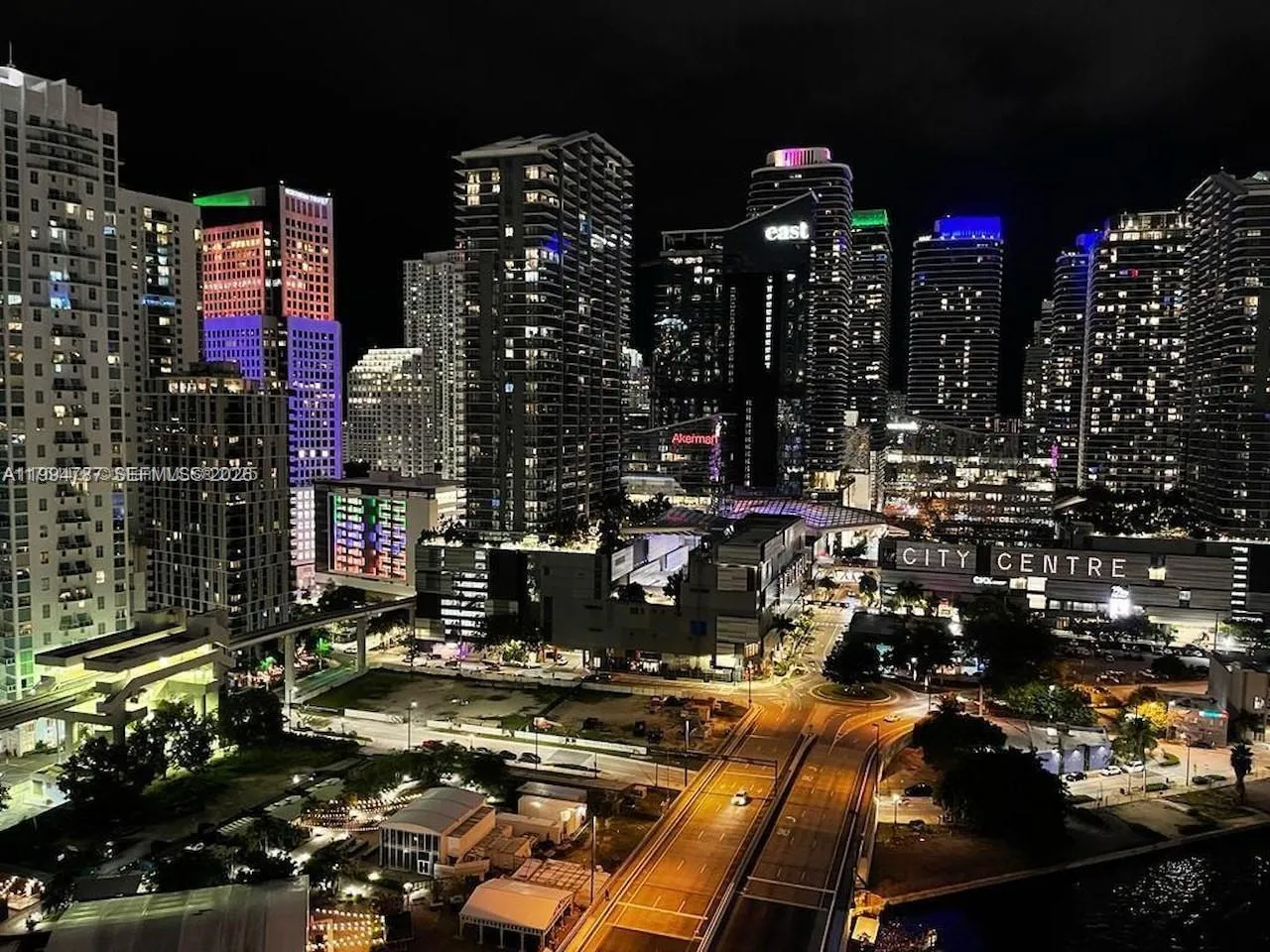 350 S Miami Ave 2714, Miami, Florida 33130, Miami, Florida 33130, 2 Bedrooms Bedrooms, ,2 BathroomsBathrooms,Residential Lease,For Rent,350 S Miami Ave 2714, Miami, Florida 33130,A11994787