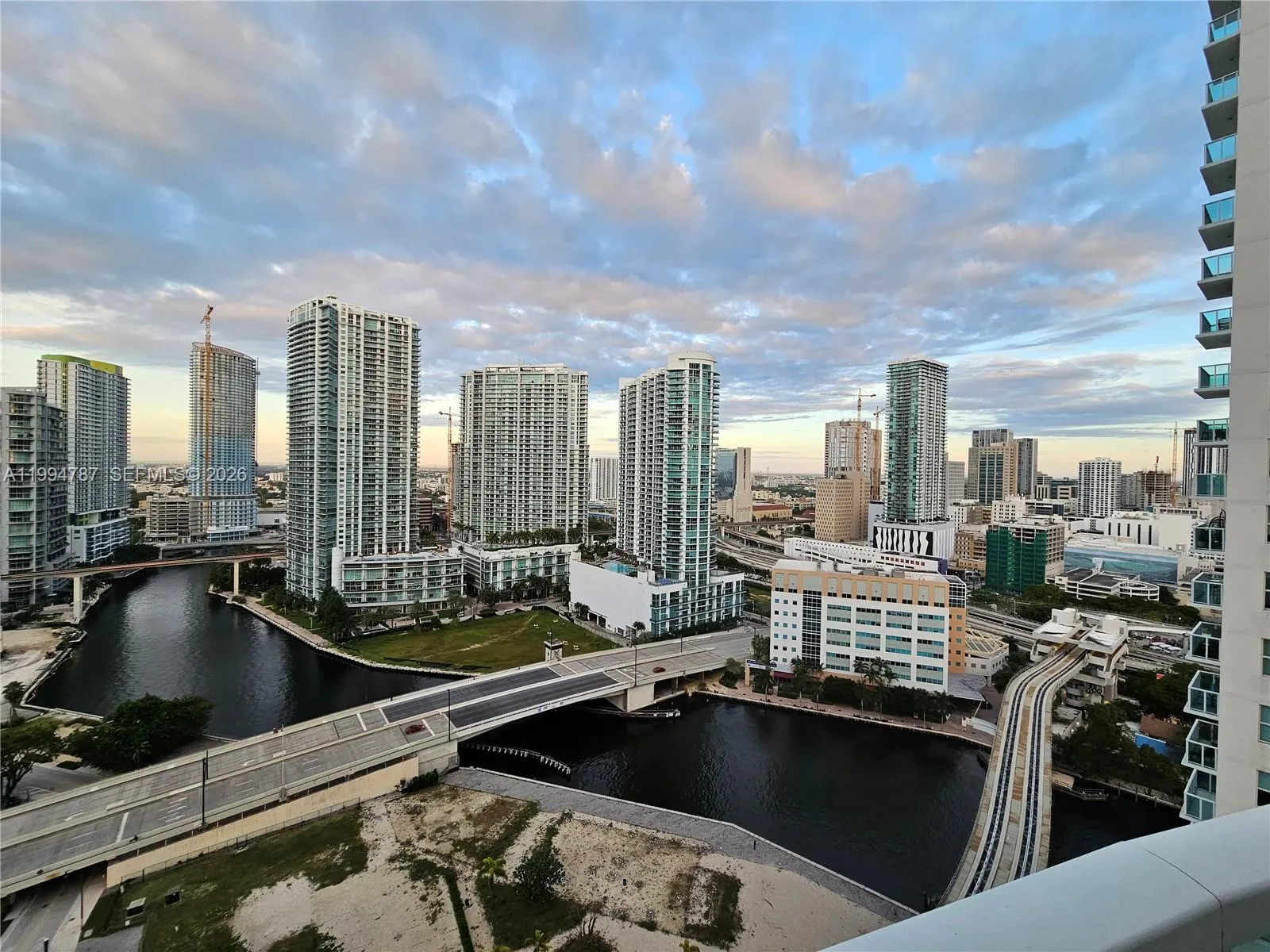 350 S Miami Ave 2714, Miami, Florida 33130, Miami, Florida 33130, 2 Bedrooms Bedrooms, ,2 BathroomsBathrooms,Residential Lease,For Rent,350 S Miami Ave 2714, Miami, Florida 33130,A11994787
