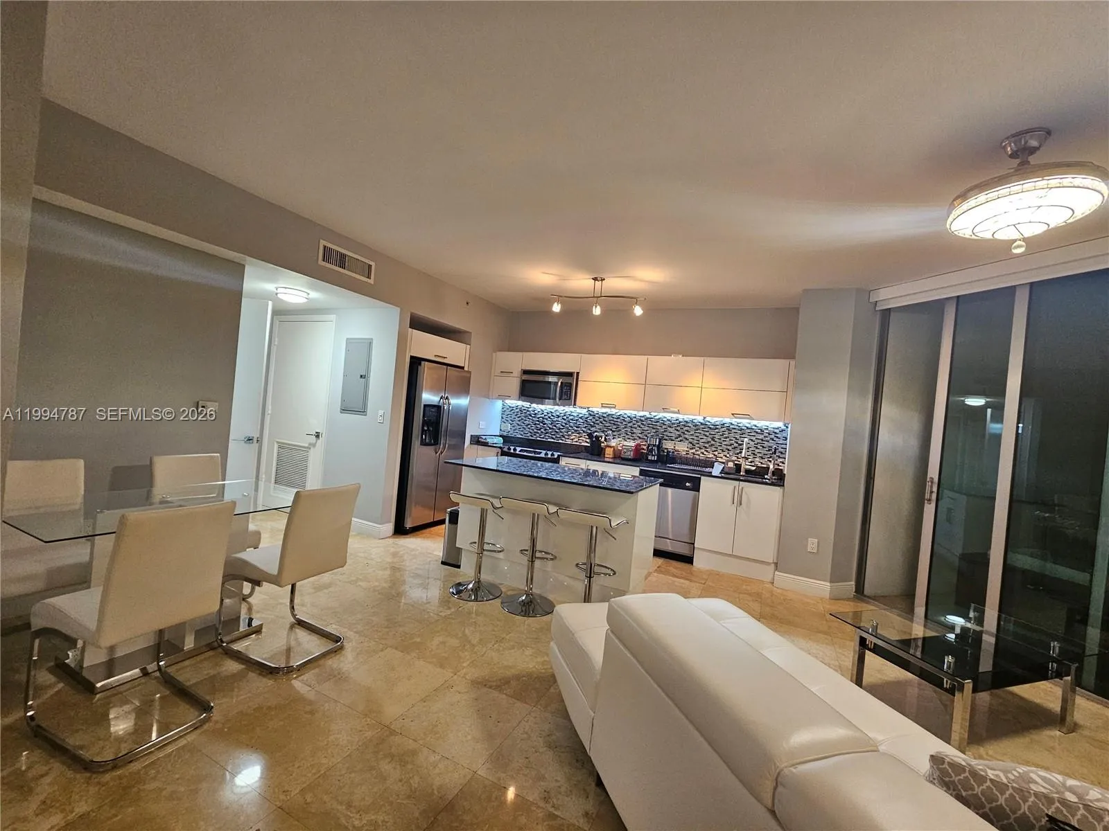 350 S Miami Ave 2714, Miami, Florida 33130, Miami, Florida 33130, 2 Bedrooms Bedrooms, ,2 BathroomsBathrooms,Residential Lease,For Rent,350 S Miami Ave 2714, Miami, Florida 33130,A11994787