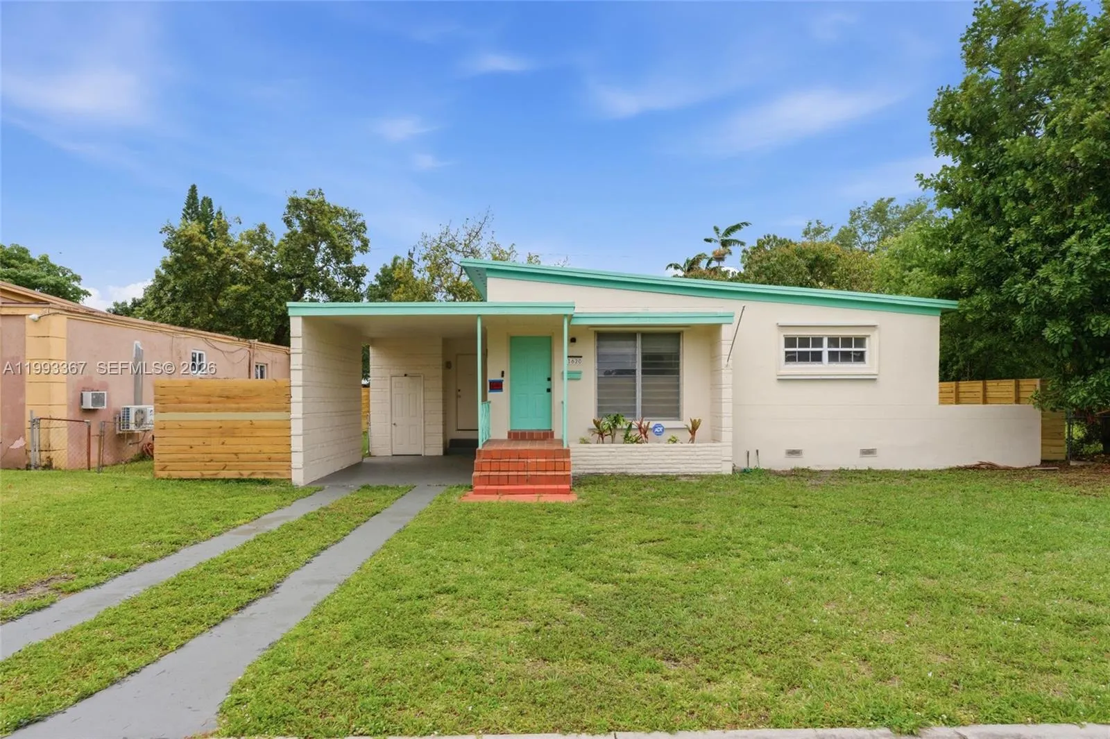 1620 Ne 160th St 1620, North Miami Beach, Florida, North Miami Beach, Florida 33162, 2 Bedrooms Bedrooms, ,1 BathroomBathrooms,Residential Lease,For Rent,1620 Ne 160th St 1620, North Miami Beach, Florida ,A11993367