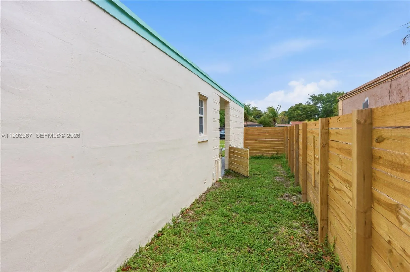 1620 Ne 160th St 1620, North Miami Beach, Florida, North Miami Beach, Florida 33162, 2 Bedrooms Bedrooms, ,1 BathroomBathrooms,Residential Lease,For Rent,1620 Ne 160th St 1620, North Miami Beach, Florida ,A11993367