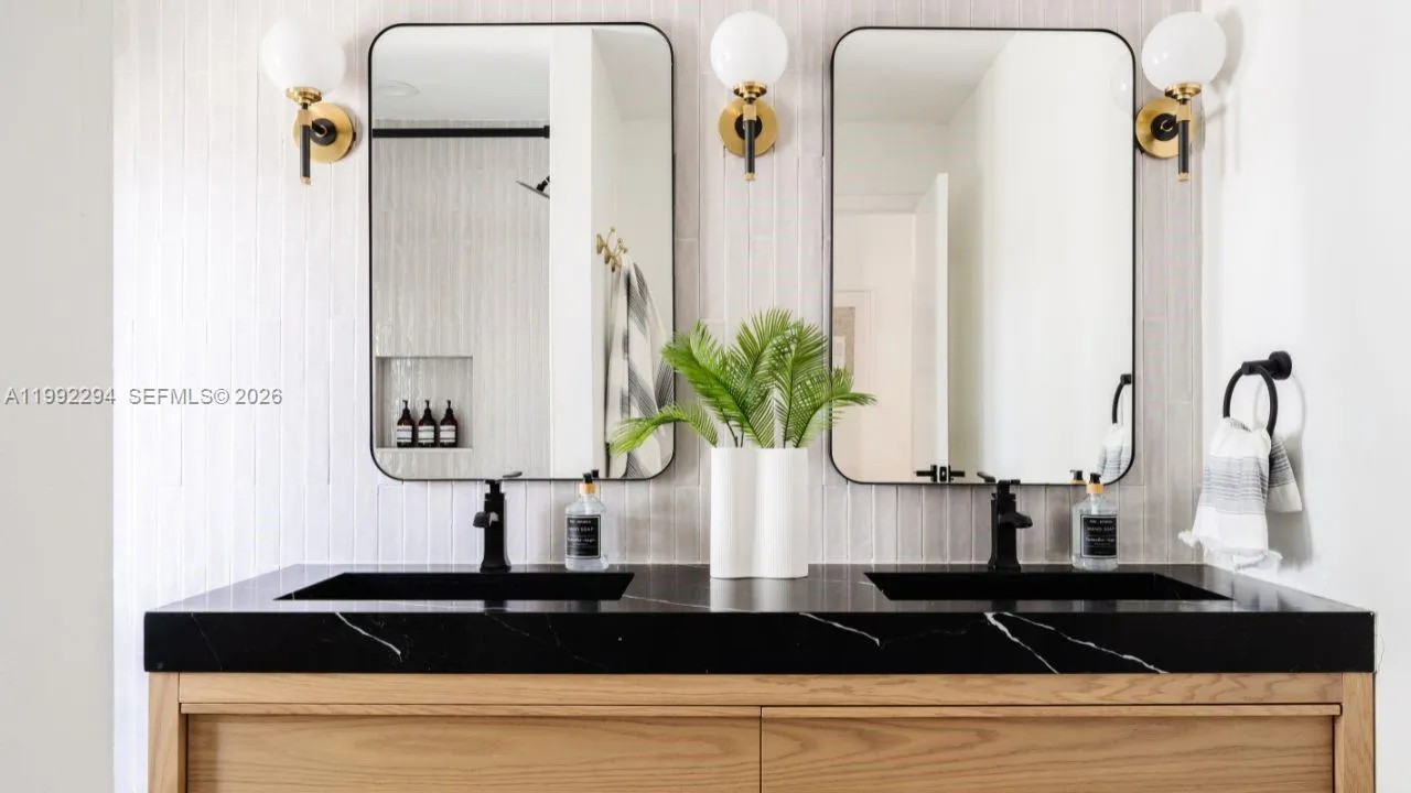 5790 Sw 88th Ave, Cooper City, Florida 33328, Cooper City, Florida 33328, 4 Bedrooms Bedrooms, ,3 BathroomsBathrooms,Residential,For Sale,5790 Sw 88th Ave, Cooper City, Florida 33328,A11992294