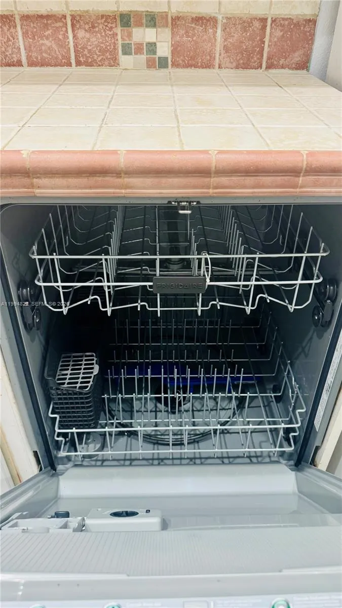 17570 Atlantic Blvd 403, Sunny Isles Beach, Florid, Sunny Isles Beach, Florida 33160, 1 Bedroom Bedrooms, ,1 BathroomBathrooms,Residential Lease,For Rent,17570 Atlantic Blvd 403, Sunny Isles Beach, Florid,A11994822