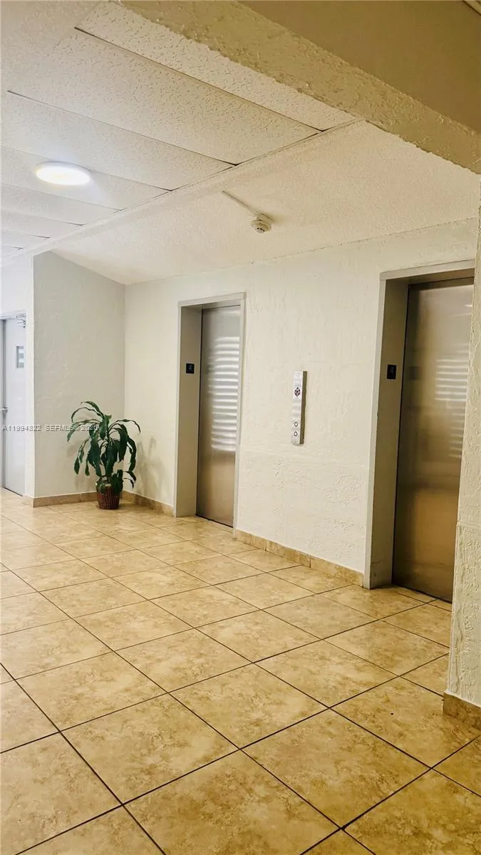 17570 Atlantic Blvd 403, Sunny Isles Beach, Florid, Sunny Isles Beach, Florida 33160, 1 Bedroom Bedrooms, ,1 BathroomBathrooms,Residential Lease,For Rent,17570 Atlantic Blvd 403, Sunny Isles Beach, Florid,A11994822