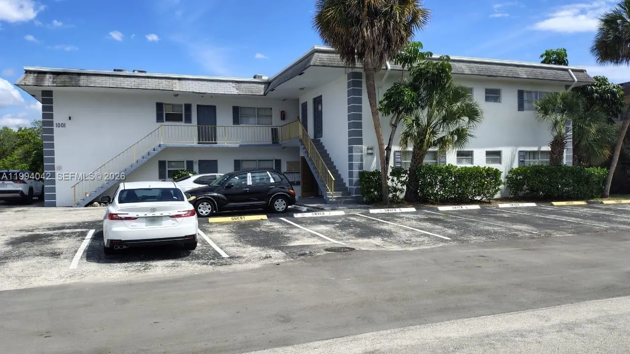 1001 Nw 45th St 6, Deerfield Beach, Florida 33064, Deerfield Beach, Florida 33064, 2 Bedrooms Bedrooms, ,2 BathroomsBathrooms,Residential,For Sale,1001 Nw 45th St 6, Deerfield Beach, Florida 33064,A11994042