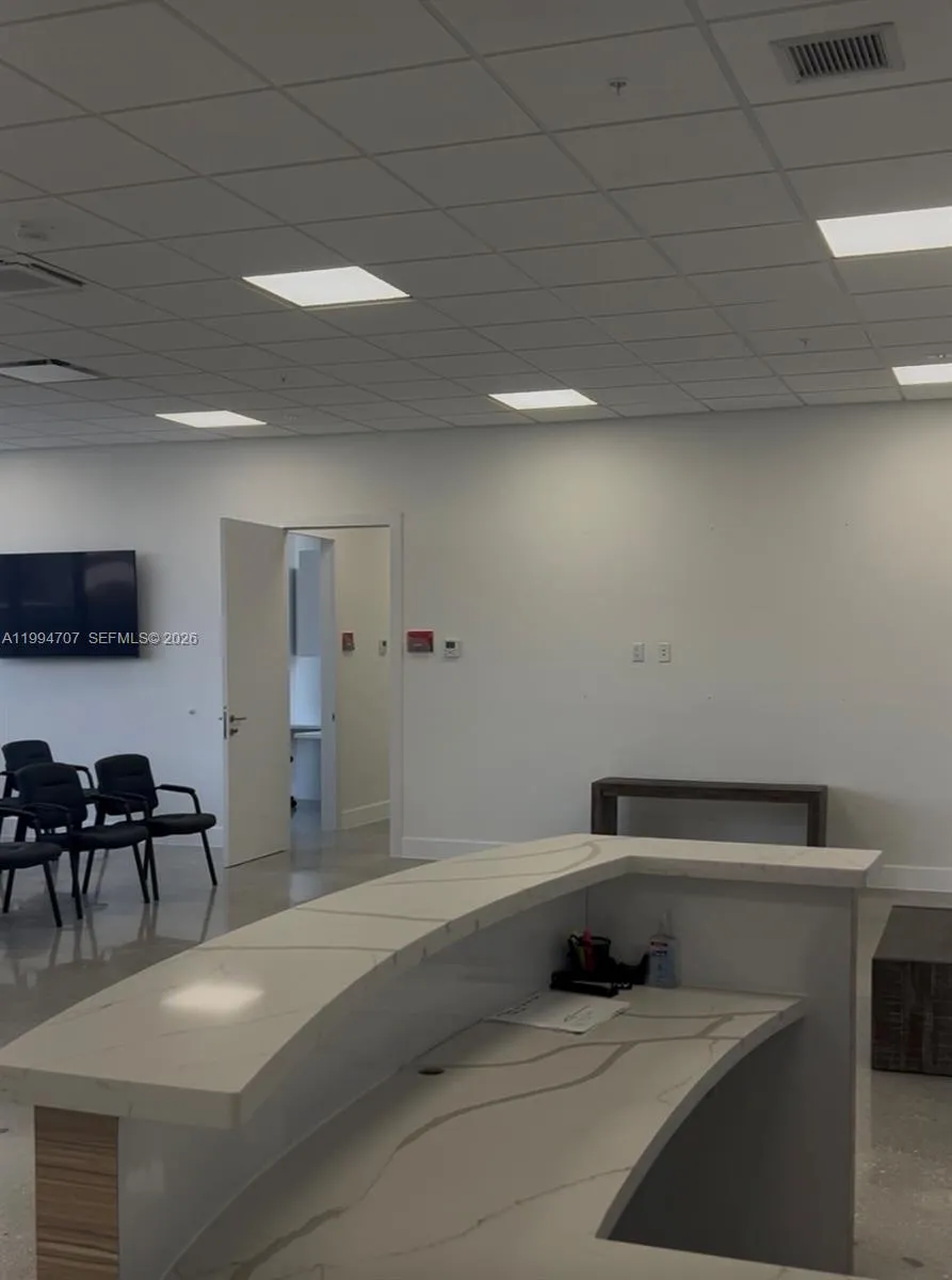 860 Nw 42nd Ave 203, Miami, Florida 33126, Miami, Florida 33126, ,Commercial Lease,For Rent,860 Nw 42nd Ave 203, Miami, Florida 33126,A11994707