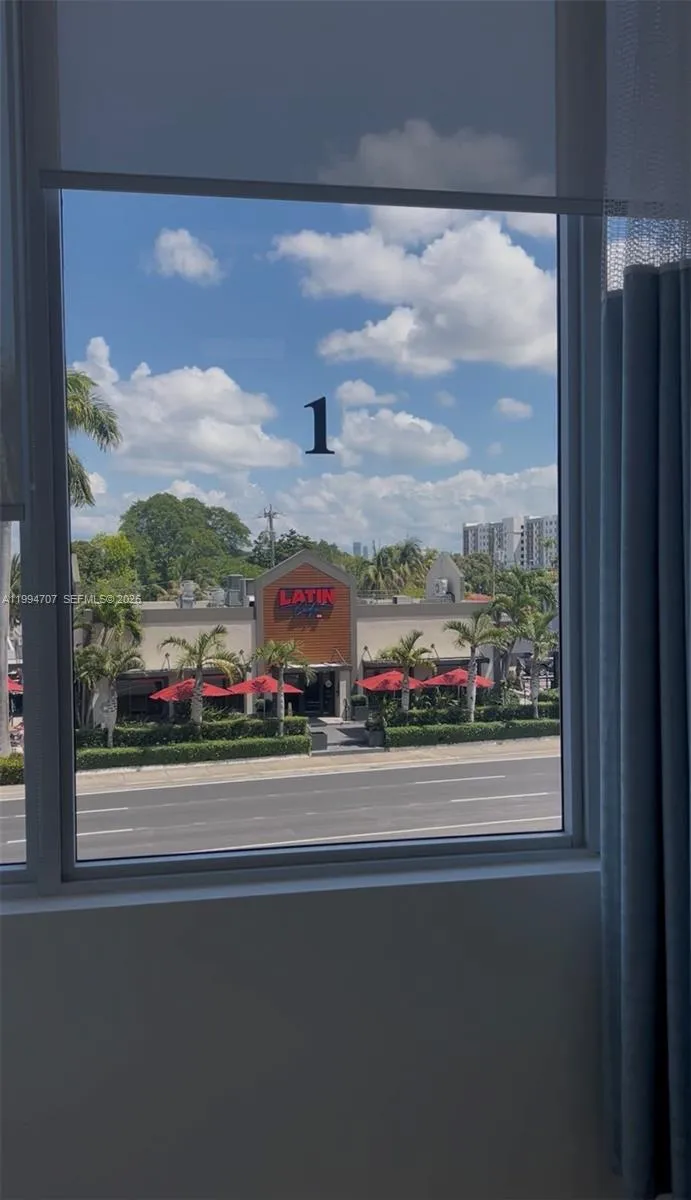 860 Nw 42nd Ave 203, Miami, Florida 33126, Miami, Florida 33126, ,Commercial Lease,For Rent,860 Nw 42nd Ave 203, Miami, Florida 33126,A11994707