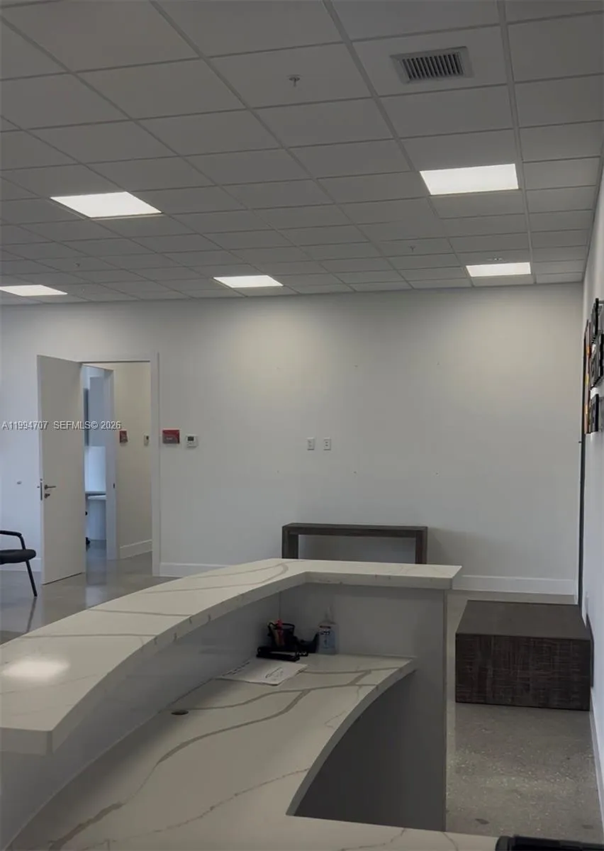 860 Nw 42nd Ave 203, Miami, Florida 33126, Miami, Florida 33126, ,Commercial Lease,For Rent,860 Nw 42nd Ave 203, Miami, Florida 33126,A11994707
