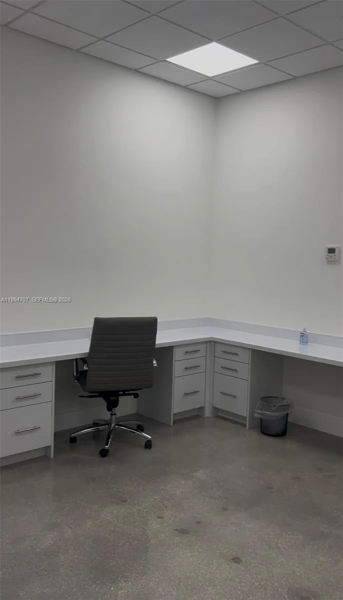 860 Nw 42nd Ave 203, Miami, Florida 33126, Miami, Florida 33126, ,Commercial Lease,For Rent,860 Nw 42nd Ave 203, Miami, Florida 33126,A11994707