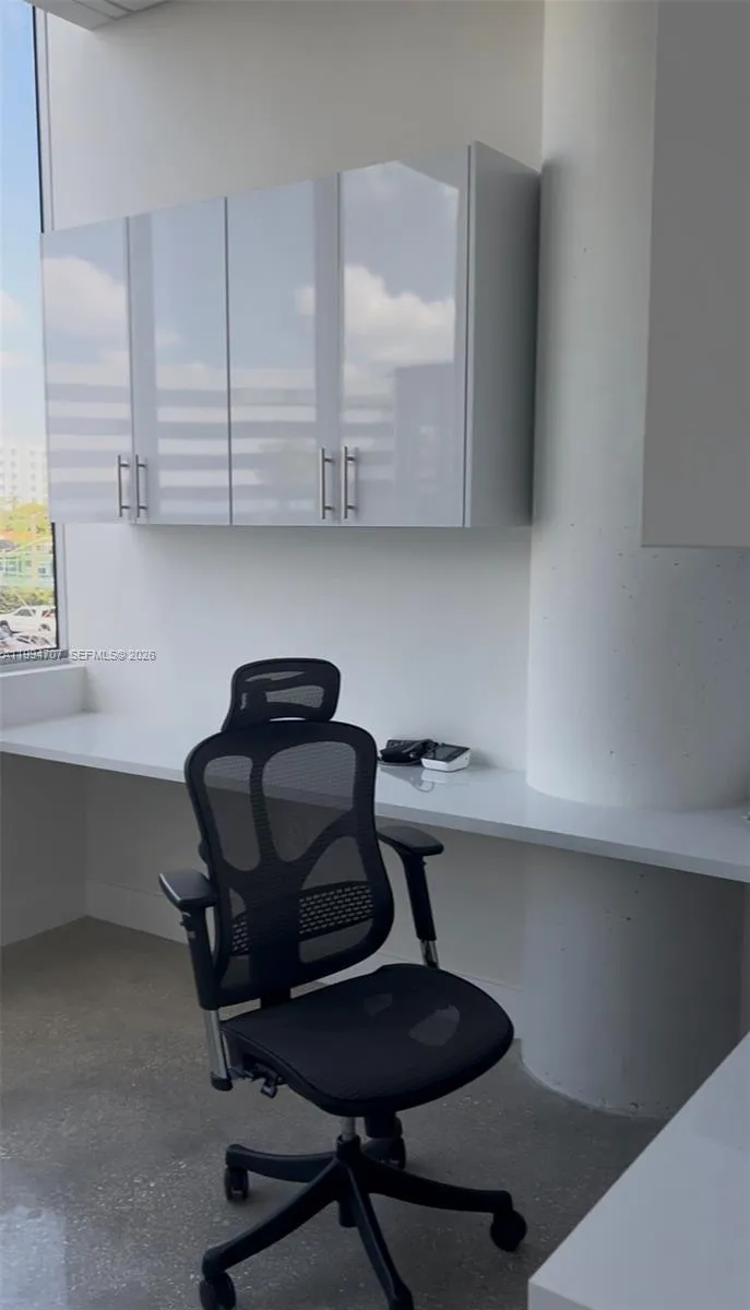 860 Nw 42nd Ave 203, Miami, Florida 33126, Miami, Florida 33126, ,Commercial Lease,For Rent,860 Nw 42nd Ave 203, Miami, Florida 33126,A11994707
