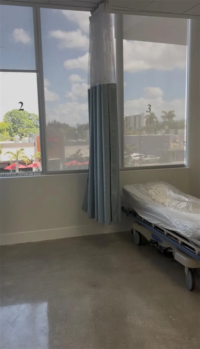 860 Nw 42nd Ave 203, Miami, Florida 33126, Miami, Florida 33126, ,Commercial Lease,For Rent,860 Nw 42nd Ave 203, Miami, Florida 33126,A11994707