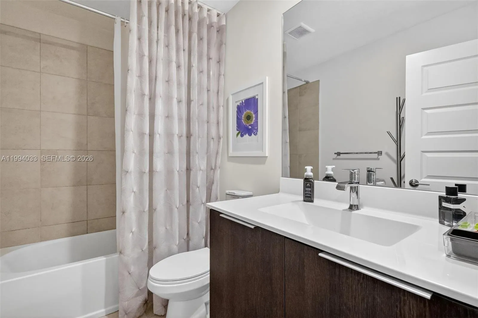 4740 Nw 84th Ave 4740, Doral, Florida 33166, Doral, Florida 33166, 4 Bedrooms Bedrooms, ,2 BathroomsBathrooms,Residential Lease,For Rent,4740 Nw 84th Ave 4740, Doral, Florida 33166,A11994033