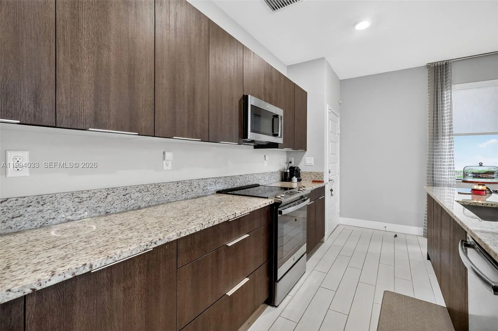 4740 Nw 84th Ave 4740, Doral, Florida 33166, Doral, Florida 33166, 4 Bedrooms Bedrooms, ,2 BathroomsBathrooms,Residential Lease,For Rent,4740 Nw 84th Ave 4740, Doral, Florida 33166,A11994033
