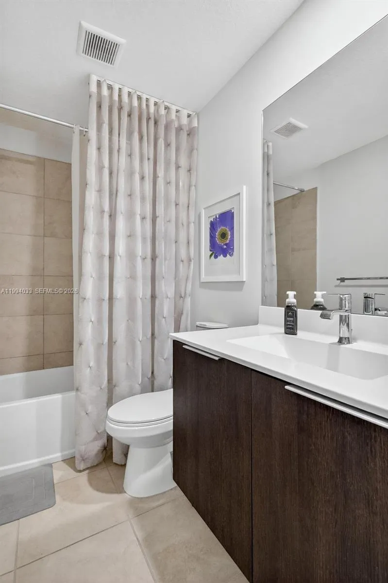 4740 Nw 84th Ave 4740, Doral, Florida 33166, Doral, Florida 33166, 4 Bedrooms Bedrooms, ,2 BathroomsBathrooms,Residential Lease,For Rent,4740 Nw 84th Ave 4740, Doral, Florida 33166,A11994033