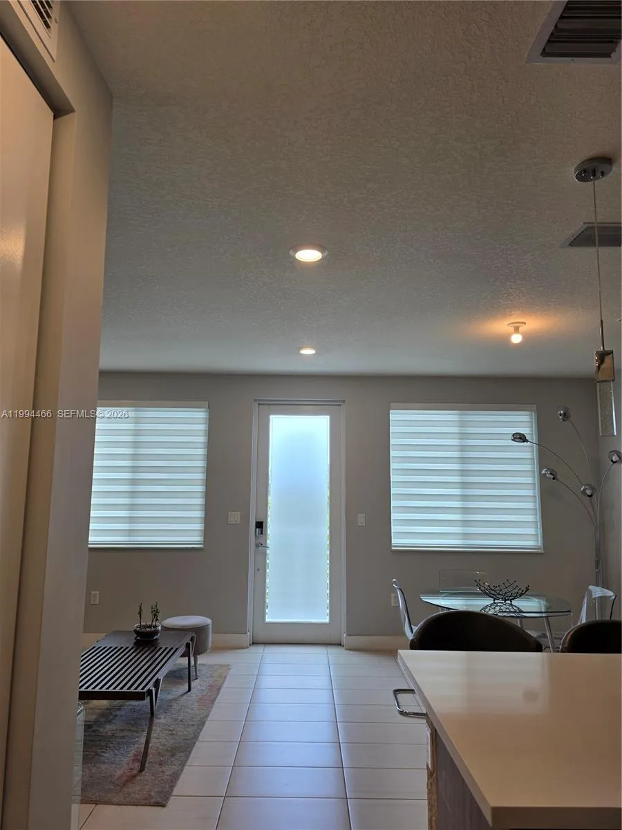 Doral, Florida 33178, 3 Bedrooms Bedrooms, ,2 BathroomsBathrooms,Residential Lease,For Rent,A11994466