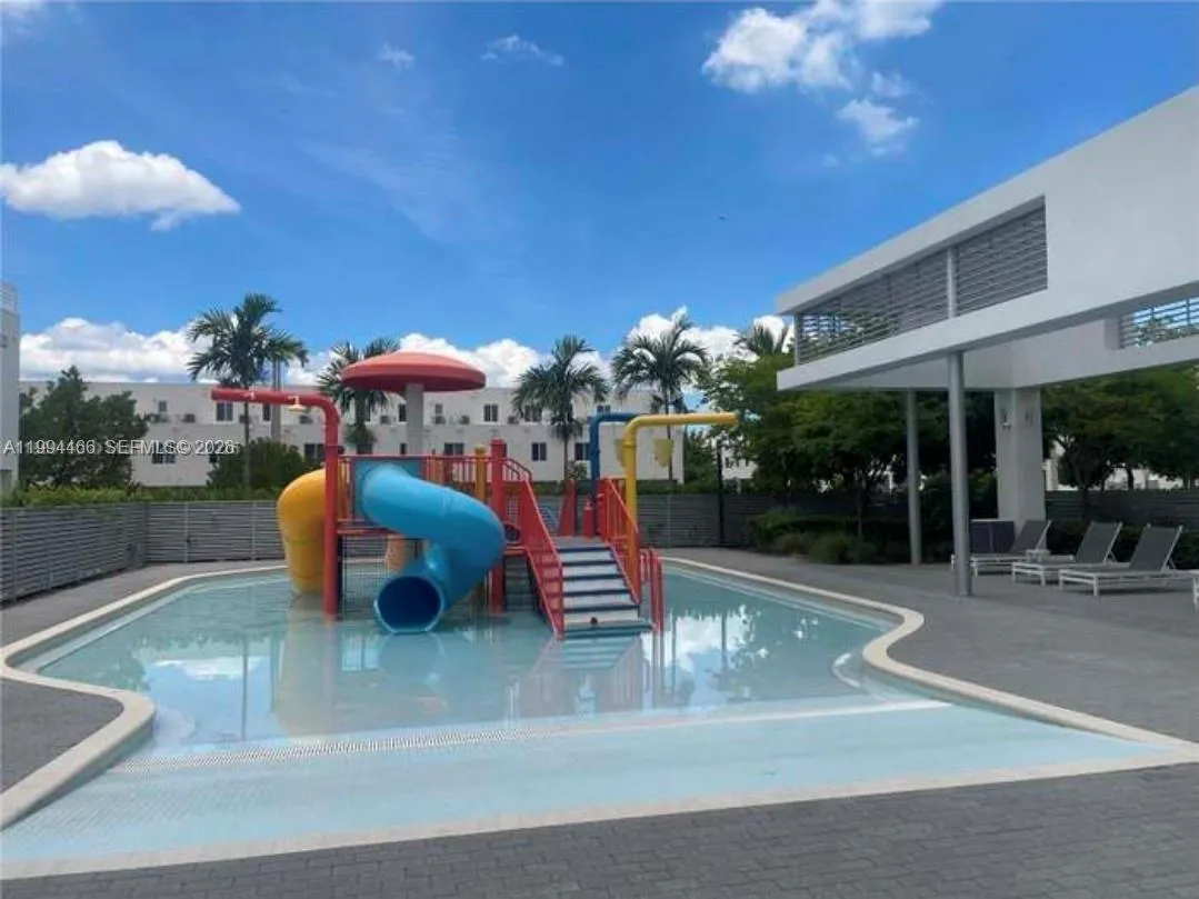 Doral, Florida 33178, 3 Bedrooms Bedrooms, ,2 BathroomsBathrooms,Residential Lease,For Rent,A11994466