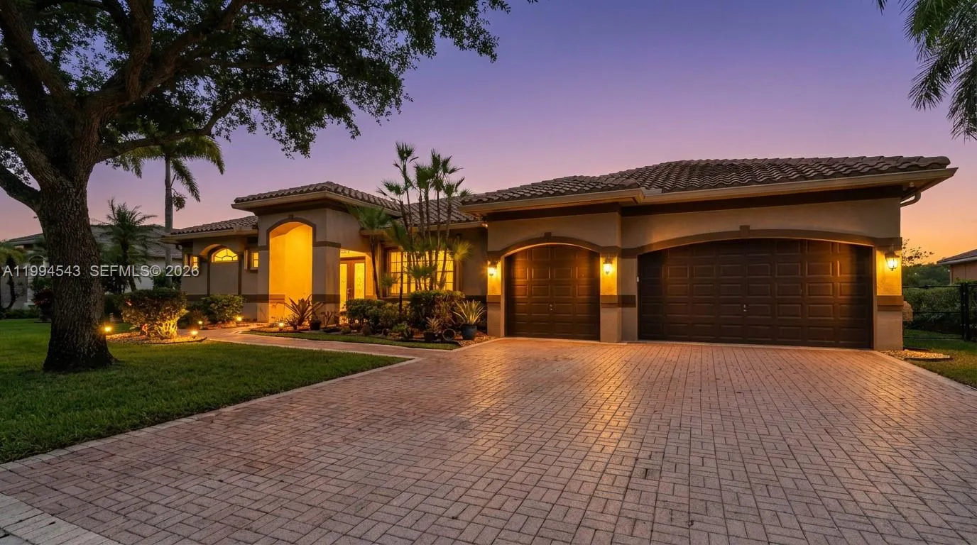 3973 Sw 140th Ave, Davie, Florida 33330, Davie, Florida 33330, 4 Bedrooms Bedrooms, ,3 BathroomsBathrooms,Residential,For Sale,3973 Sw 140th Ave, Davie, Florida 33330,A11994543