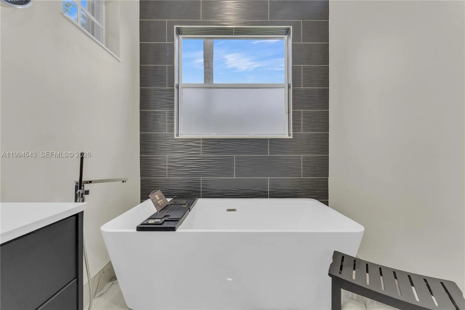 3973 Sw 140th Ave, Davie, Florida 33330, Davie, Florida 33330, 4 Bedrooms Bedrooms, ,3 BathroomsBathrooms,Residential,For Sale,3973 Sw 140th Ave, Davie, Florida 33330,A11994543