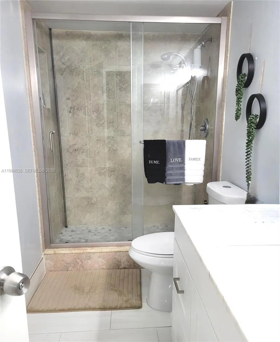 4270 Nw 89th Ave 104, Coral Springs, Florida 33065, Coral Springs, Florida 33065, 2 Bedrooms Bedrooms, ,2 BathroomsBathrooms,Residential Lease,For Rent,4270 Nw 89th Ave 104, Coral Springs, Florida 33065,A11994535