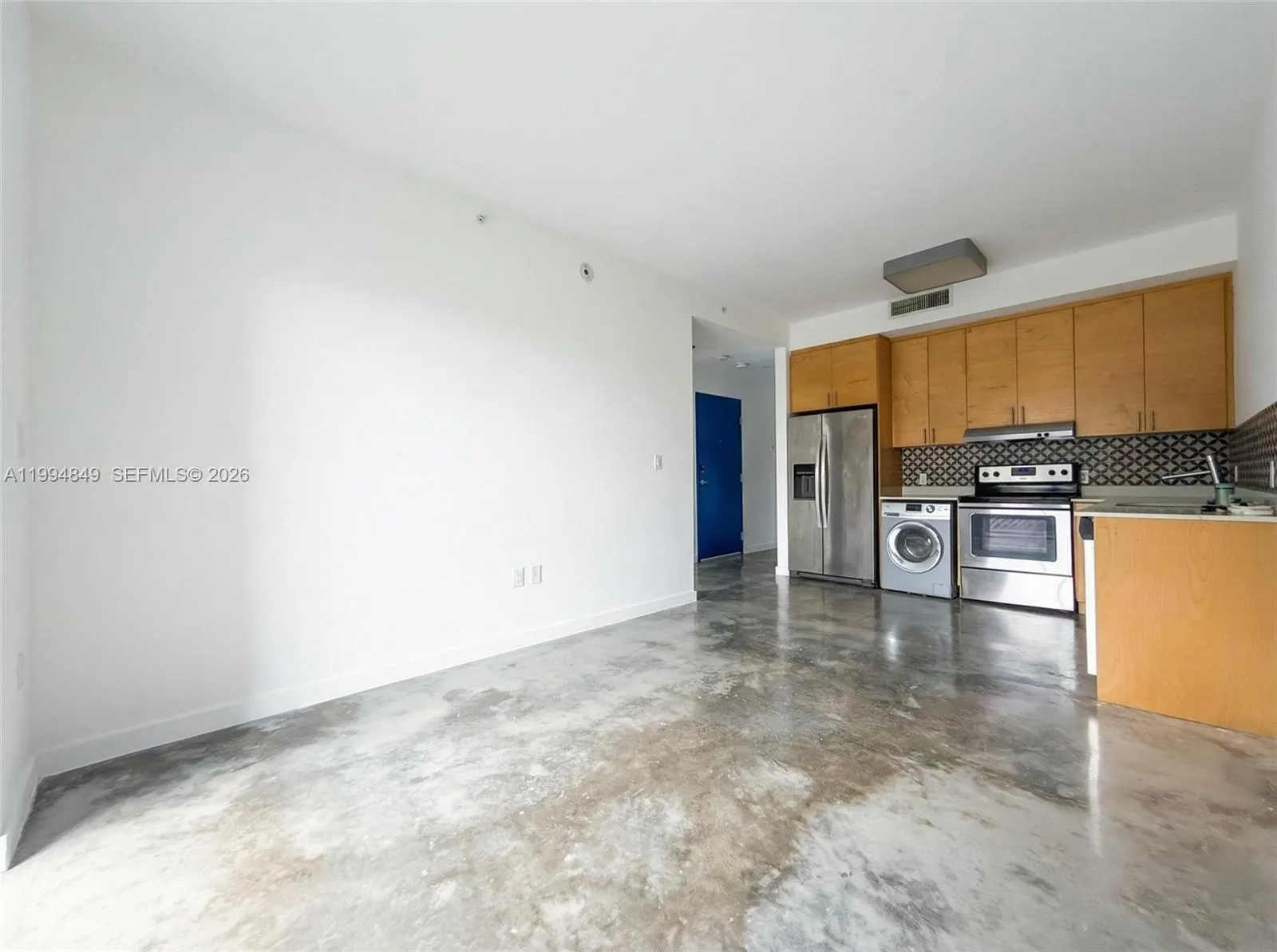 761 Nw 1st St 302, Miami, Florida 33128, Miami, Florida 33128, 1 Bedroom Bedrooms, ,1 BathroomBathrooms,Residential Lease,For Rent,761 Nw 1st St 302, Miami, Florida 33128,A11994849