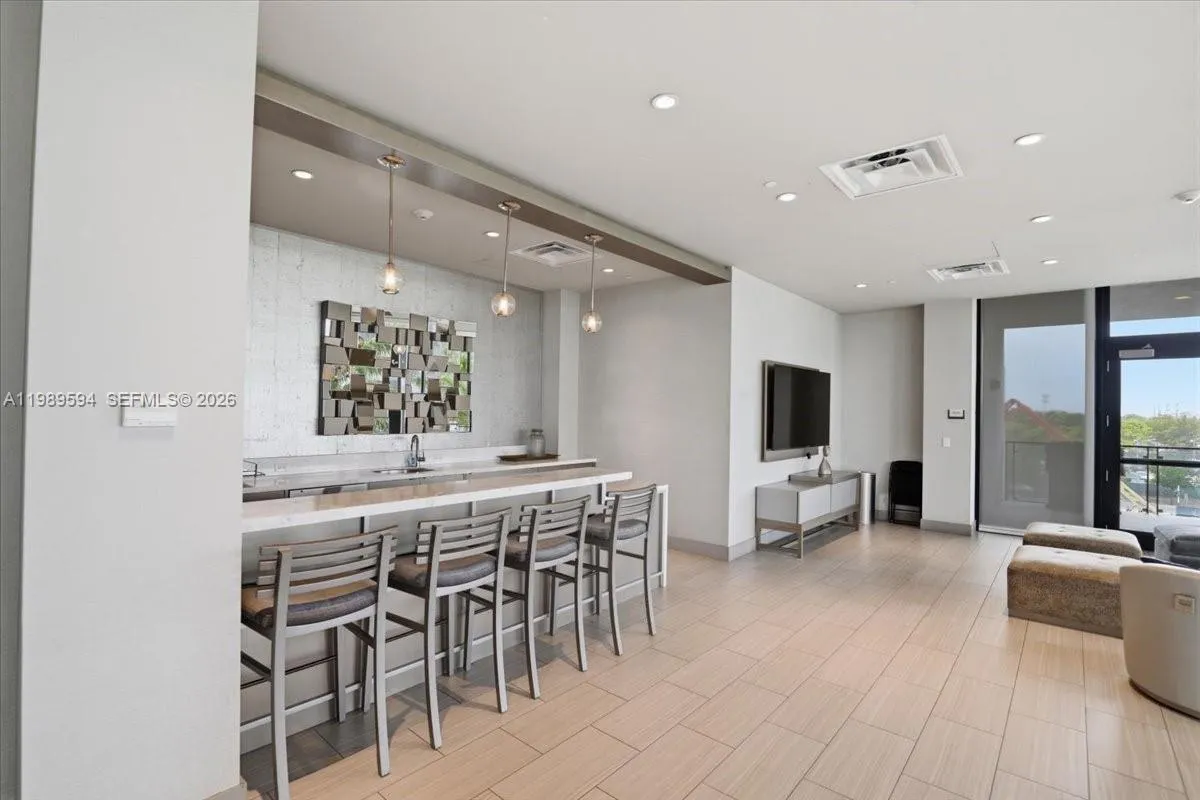 5300 Paseo Blvd 1803, Doral, Florida 33166, Doral, Florida 33166, 2 Bedrooms Bedrooms, ,2 BathroomsBathrooms,Residential,For Sale,5300 Paseo Blvd 1803, Doral, Florida 33166,A11989594