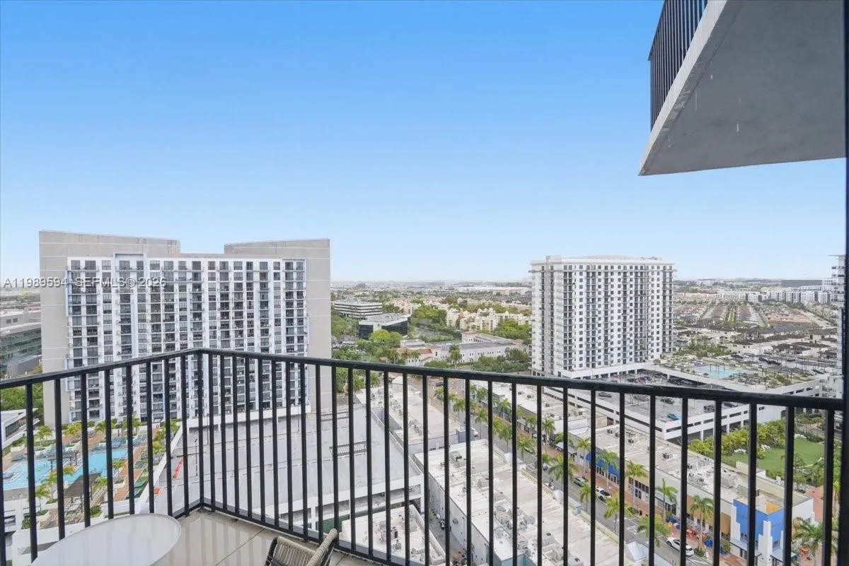 5300 Paseo Blvd 1803, Doral, Florida 33166, Doral, Florida 33166, 2 Bedrooms Bedrooms, ,2 BathroomsBathrooms,Residential,For Sale,5300 Paseo Blvd 1803, Doral, Florida 33166,A11989594