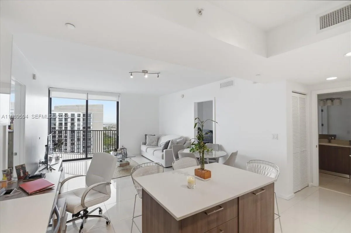 5300 Paseo Blvd 1803, Doral, Florida 33166, Doral, Florida 33166, 2 Bedrooms Bedrooms, ,2 BathroomsBathrooms,Residential,For Sale,5300 Paseo Blvd 1803, Doral, Florida 33166,A11989594