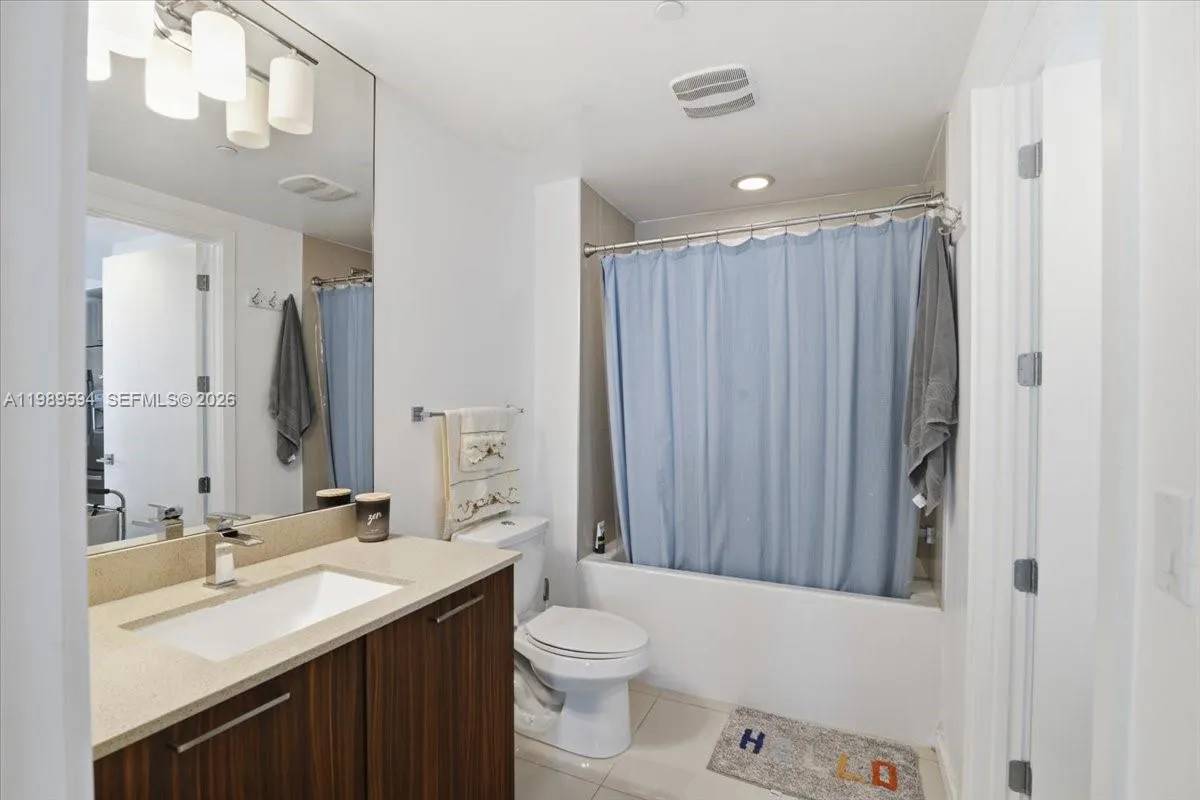 5300 Paseo Blvd 1803, Doral, Florida 33166, Doral, Florida 33166, 2 Bedrooms Bedrooms, ,2 BathroomsBathrooms,Residential,For Sale,5300 Paseo Blvd 1803, Doral, Florida 33166,A11989594