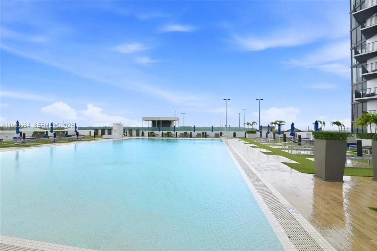 5300 Paseo Blvd 1803, Doral, Florida 33166, Doral, Florida 33166, 2 Bedrooms Bedrooms, ,2 BathroomsBathrooms,Residential,For Sale,5300 Paseo Blvd 1803, Doral, Florida 33166,A11989594