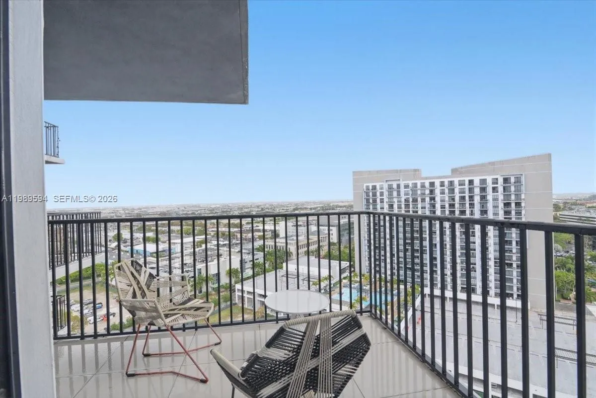 5300 Paseo Blvd 1803, Doral, Florida 33166, Doral, Florida 33166, 2 Bedrooms Bedrooms, ,2 BathroomsBathrooms,Residential,For Sale,5300 Paseo Blvd 1803, Doral, Florida 33166,A11989594