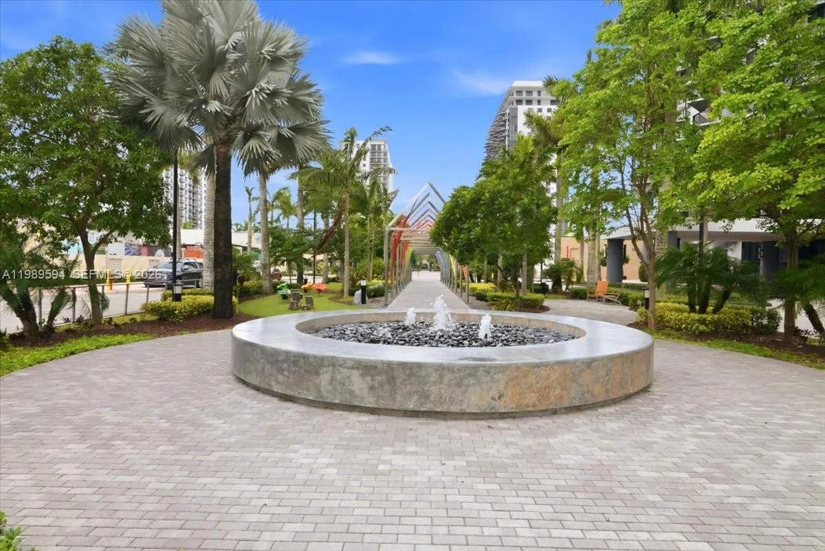 5300 Paseo Blvd 1803, Doral, Florida 33166, Doral, Florida 33166, 2 Bedrooms Bedrooms, ,2 BathroomsBathrooms,Residential,For Sale,5300 Paseo Blvd 1803, Doral, Florida 33166,A11989594