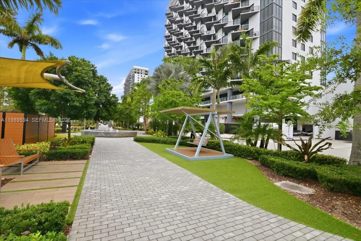 5300 Paseo Blvd 1803, Doral, Florida 33166, Doral, Florida 33166, 2 Bedrooms Bedrooms, ,2 BathroomsBathrooms,Residential,For Sale,5300 Paseo Blvd 1803, Doral, Florida 33166,A11989594