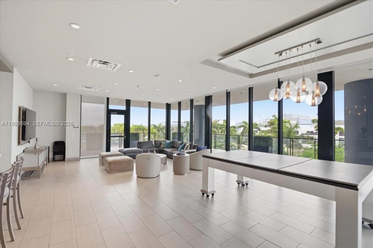 5300 Paseo Blvd 1803, Doral, Florida 33166, Doral, Florida 33166, 2 Bedrooms Bedrooms, ,2 BathroomsBathrooms,Residential,For Sale,5300 Paseo Blvd 1803, Doral, Florida 33166,A11989594