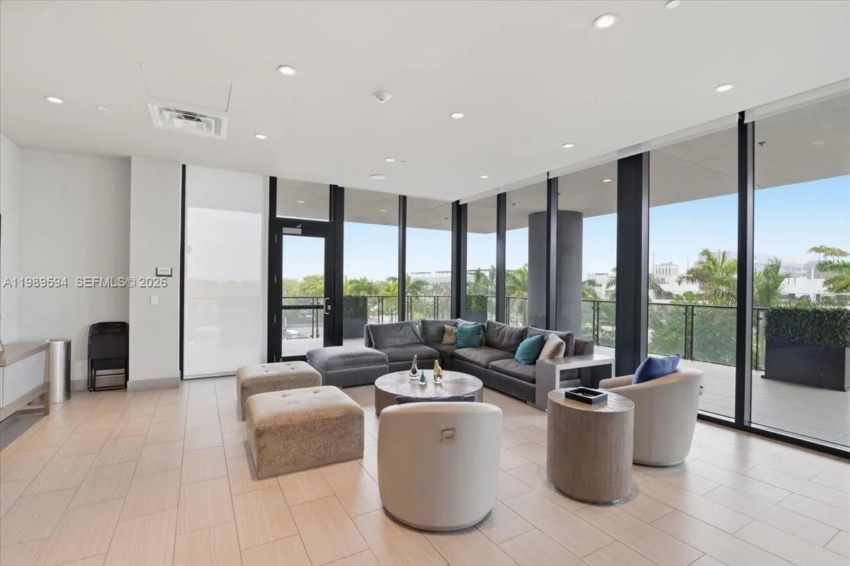 5300 Paseo Blvd 1803, Doral, Florida 33166, Doral, Florida 33166, 2 Bedrooms Bedrooms, ,2 BathroomsBathrooms,Residential,For Sale,5300 Paseo Blvd 1803, Doral, Florida 33166,A11989594