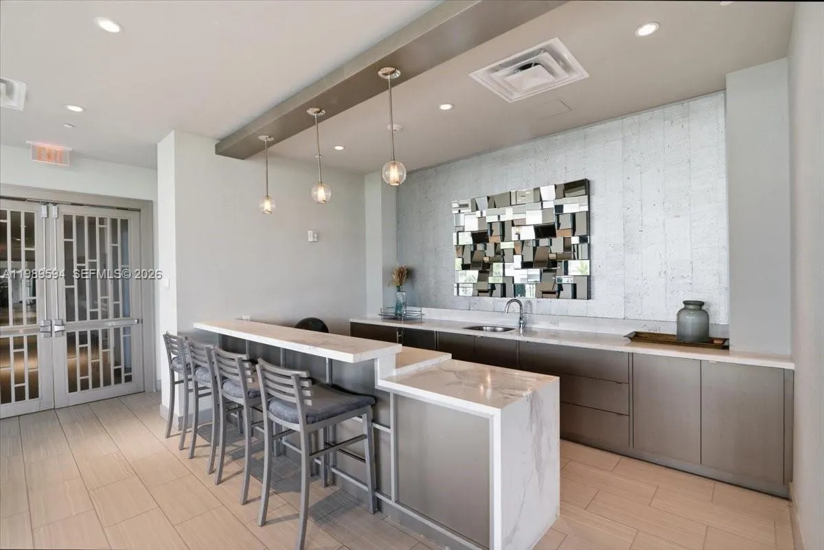 5300 Paseo Blvd 1803, Doral, Florida 33166, Doral, Florida 33166, 2 Bedrooms Bedrooms, ,2 BathroomsBathrooms,Residential,For Sale,5300 Paseo Blvd 1803, Doral, Florida 33166,A11989594