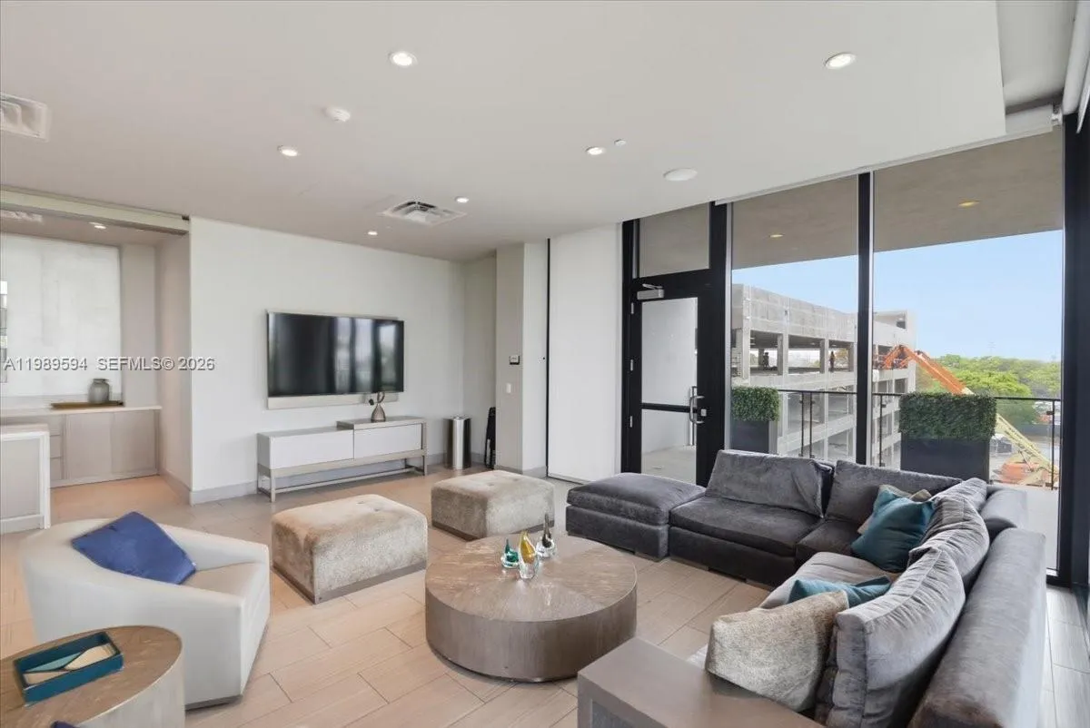 5300 Paseo Blvd 1803, Doral, Florida 33166, Doral, Florida 33166, 2 Bedrooms Bedrooms, ,2 BathroomsBathrooms,Residential,For Sale,5300 Paseo Blvd 1803, Doral, Florida 33166,A11989594