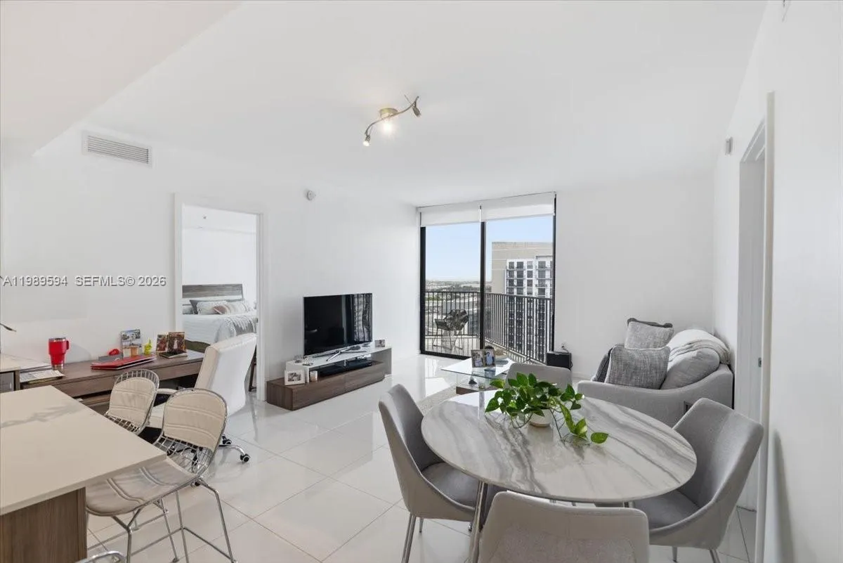 5300 Paseo Blvd 1803, Doral, Florida 33166, Doral, Florida 33166, 2 Bedrooms Bedrooms, ,2 BathroomsBathrooms,Residential,For Sale,5300 Paseo Blvd 1803, Doral, Florida 33166,A11989594
