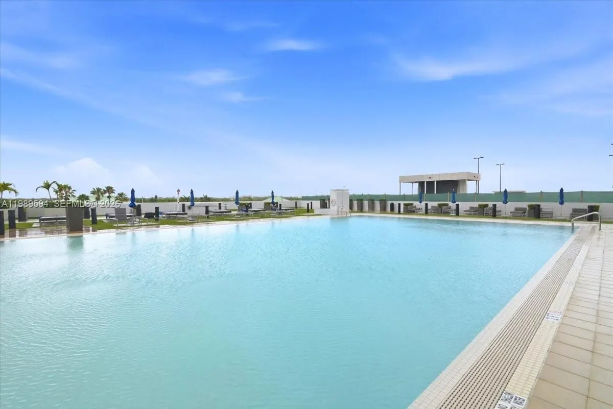 5300 Paseo Blvd 1803, Doral, Florida 33166, Doral, Florida 33166, 2 Bedrooms Bedrooms, ,2 BathroomsBathrooms,Residential,For Sale,5300 Paseo Blvd 1803, Doral, Florida 33166,A11989594