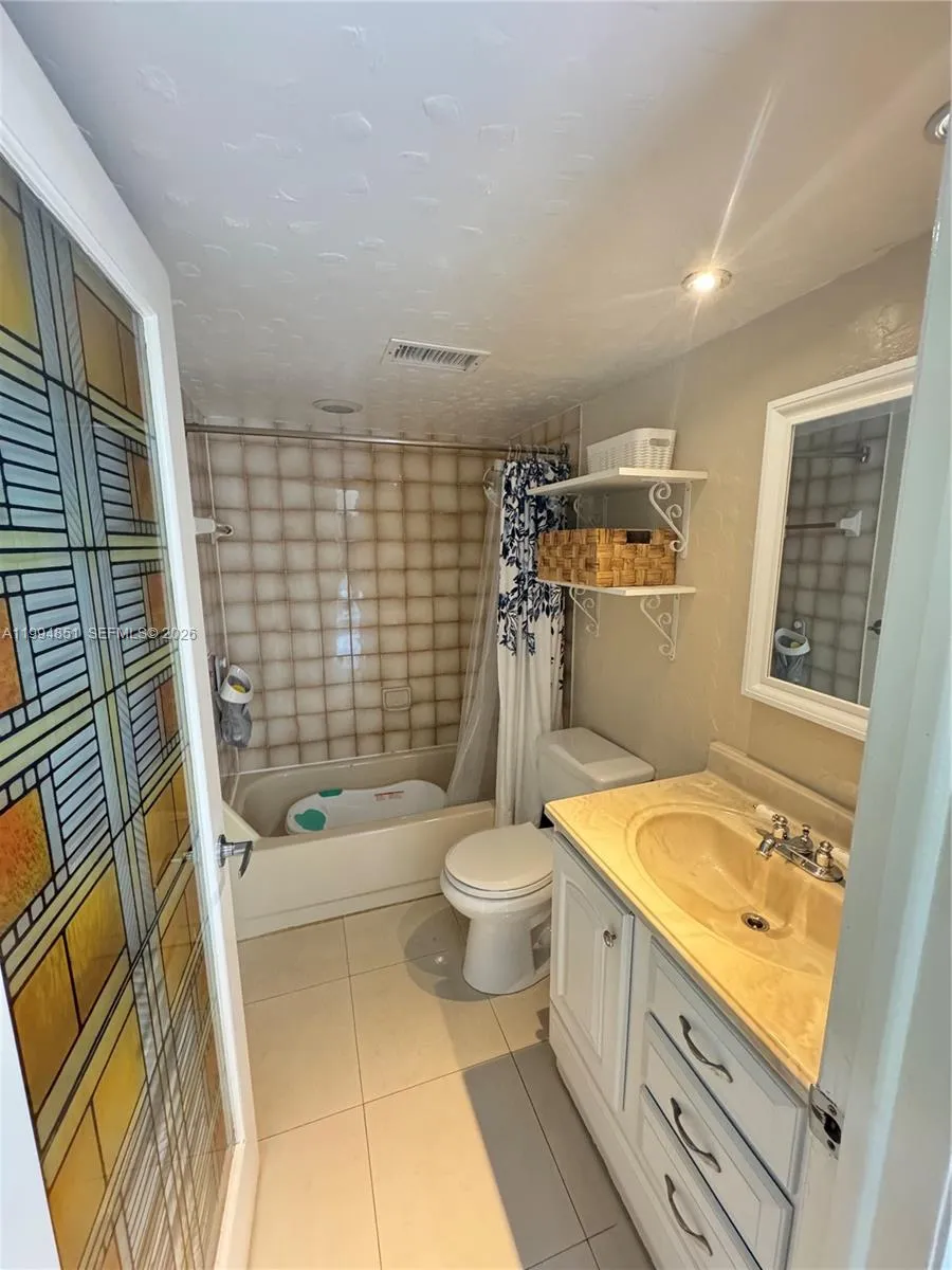 2055 Sw 122nd Ave 403, Miami, Florida 33175, Miami, Florida 33175, 2 Bedrooms Bedrooms, ,2 BathroomsBathrooms,Residential,For Sale,2055 Sw 122nd Ave 403, Miami, Florida 33175,A11994851