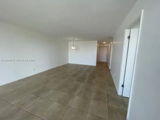 1830 Dixieanna St 606, Hollywood, Florida 33020, Hollywood, Florida 33020, 2 Bedrooms Bedrooms, ,2 BathroomsBathrooms,Residential Lease,For Rent,1830 Dixieanna St 606, Hollywood, Florida 33020,A11994878