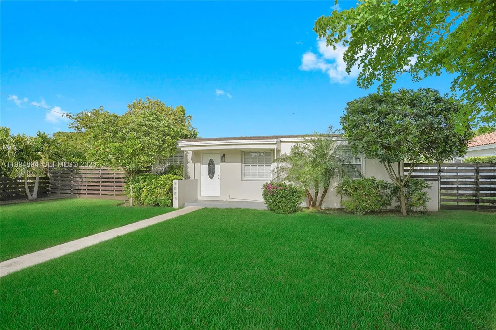 5401 Sw 97th Ct, Miami, Florida 33165, Miami, Florida 33165, 3 Bedrooms Bedrooms, ,1 BathroomBathrooms,Residential Lease,For Rent,5401 Sw 97th Ct, Miami, Florida 33165,A11994894