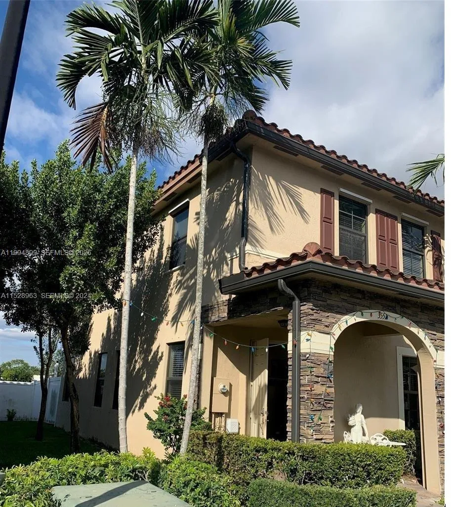 3551 W 89th Pl 3551, Hialeah, Florida 33018, Hialeah, Florida 33018, 3 Bedrooms Bedrooms, ,2 BathroomsBathrooms,Residential Lease,For Rent,3551 W 89th Pl 3551, Hialeah, Florida 33018,A11994899