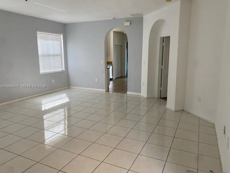 3760 Ne 9th Ct, Homestead, Florida 33033, Homestead, Florida 33033, 5 Bedrooms Bedrooms, ,3 BathroomsBathrooms,Residential Lease,For Rent,3760 Ne 9th Ct, Homestead, Florida 33033,A11994917