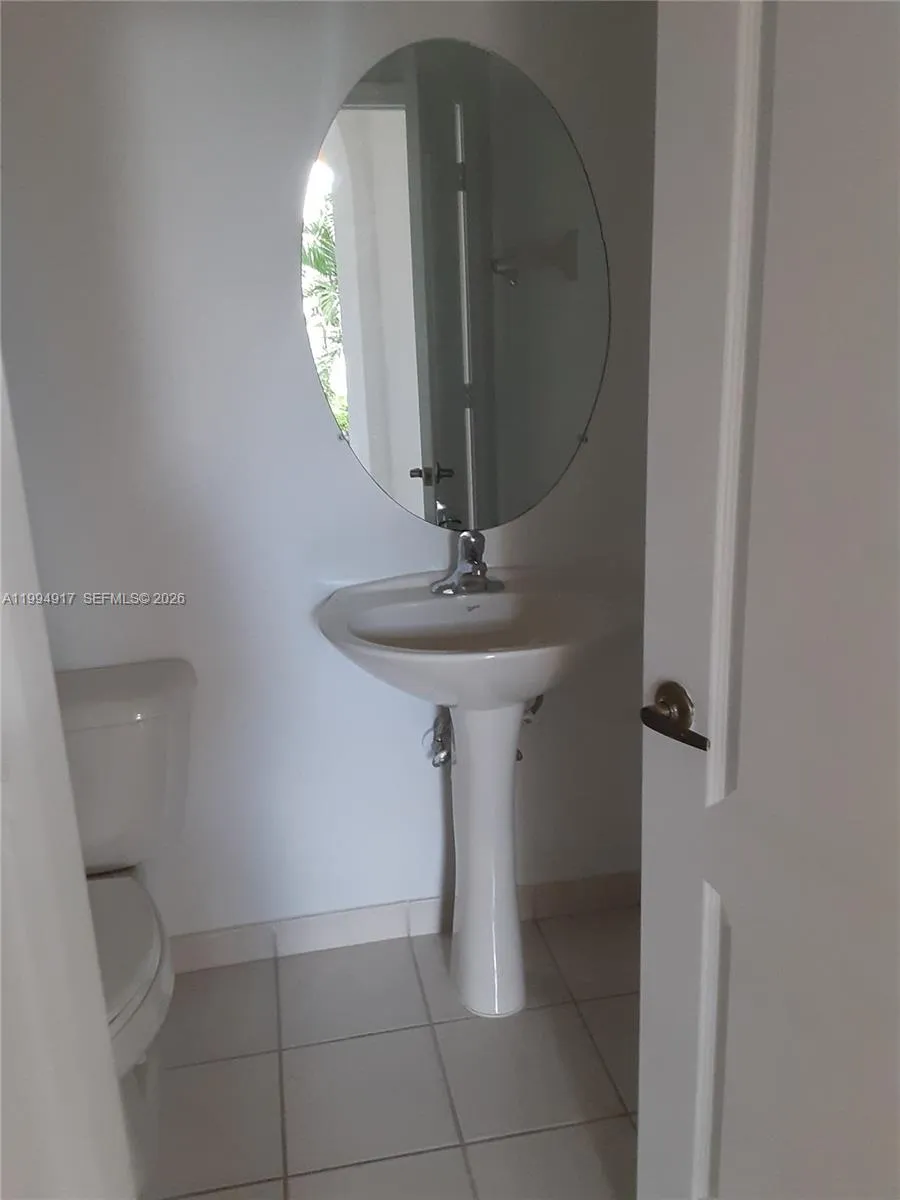 3760 Ne 9th Ct, Homestead, Florida 33033, Homestead, Florida 33033, 5 Bedrooms Bedrooms, ,3 BathroomsBathrooms,Residential Lease,For Rent,3760 Ne 9th Ct, Homestead, Florida 33033,A11994917
