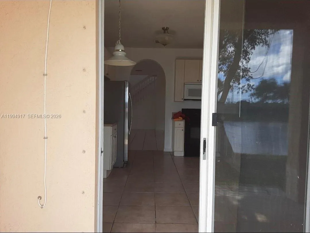 3760 Ne 9th Ct, Homestead, Florida 33033, Homestead, Florida 33033, 5 Bedrooms Bedrooms, ,3 BathroomsBathrooms,Residential Lease,For Rent,3760 Ne 9th Ct, Homestead, Florida 33033,A11994917