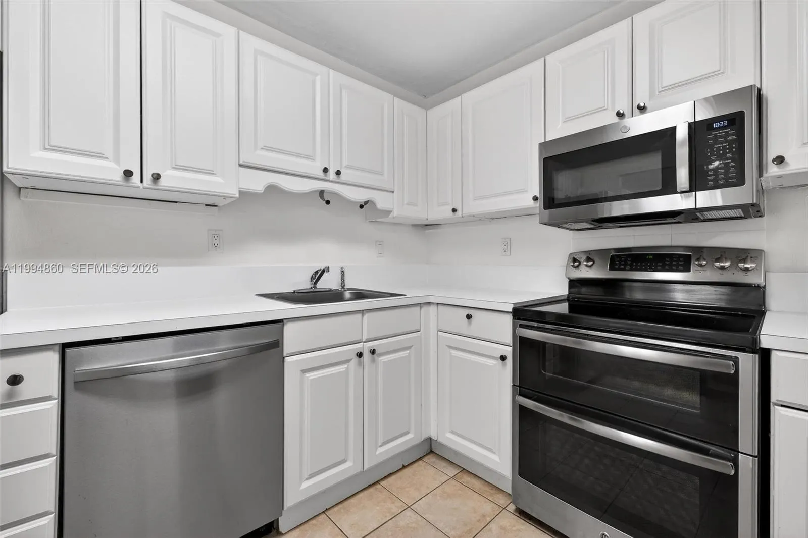 1400 Saint Charles Pl 222, Pembroke Pines, Florida, Pembroke Pines, Florida 33026, 1 Bedroom Bedrooms, ,1 BathroomBathrooms,Residential,For Sale,1400 Saint Charles Pl 222, Pembroke Pines, Florida,A11994860