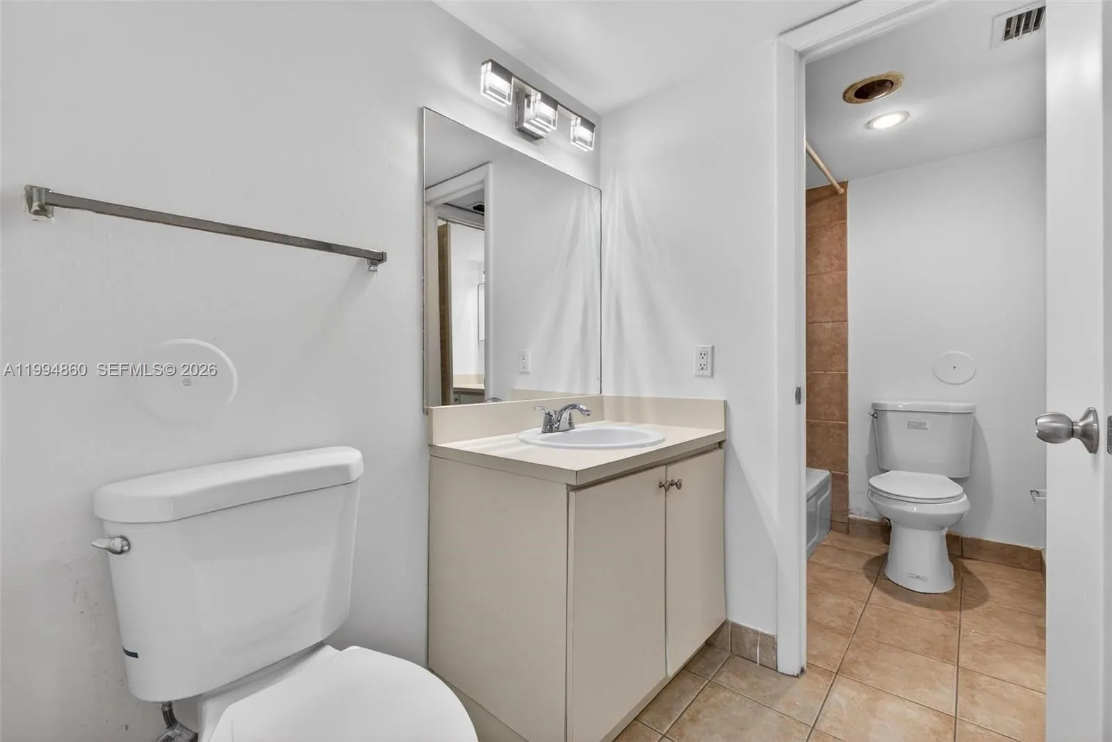 1400 Saint Charles Pl 222, Pembroke Pines, Florida, Pembroke Pines, Florida 33026, 1 Bedroom Bedrooms, ,1 BathroomBathrooms,Residential,For Sale,1400 Saint Charles Pl 222, Pembroke Pines, Florida,A11994860