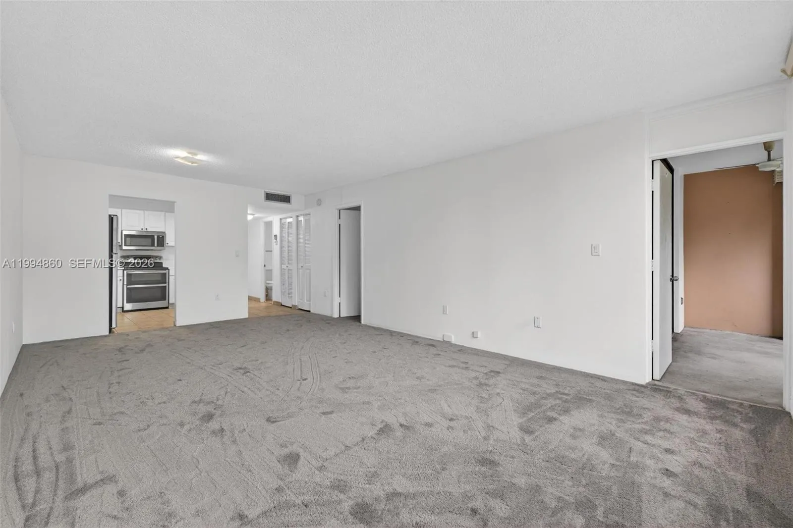 1400 Saint Charles Pl 222, Pembroke Pines, Florida, Pembroke Pines, Florida 33026, 1 Bedroom Bedrooms, ,1 BathroomBathrooms,Residential,For Sale,1400 Saint Charles Pl 222, Pembroke Pines, Florida,A11994860